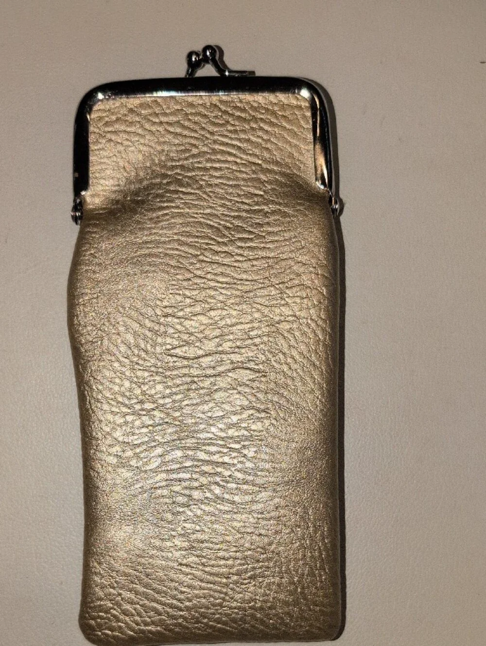 Metallic Gold Leather Kiss-Lock Eyeglass Sleeve - Women's Bag Accessory